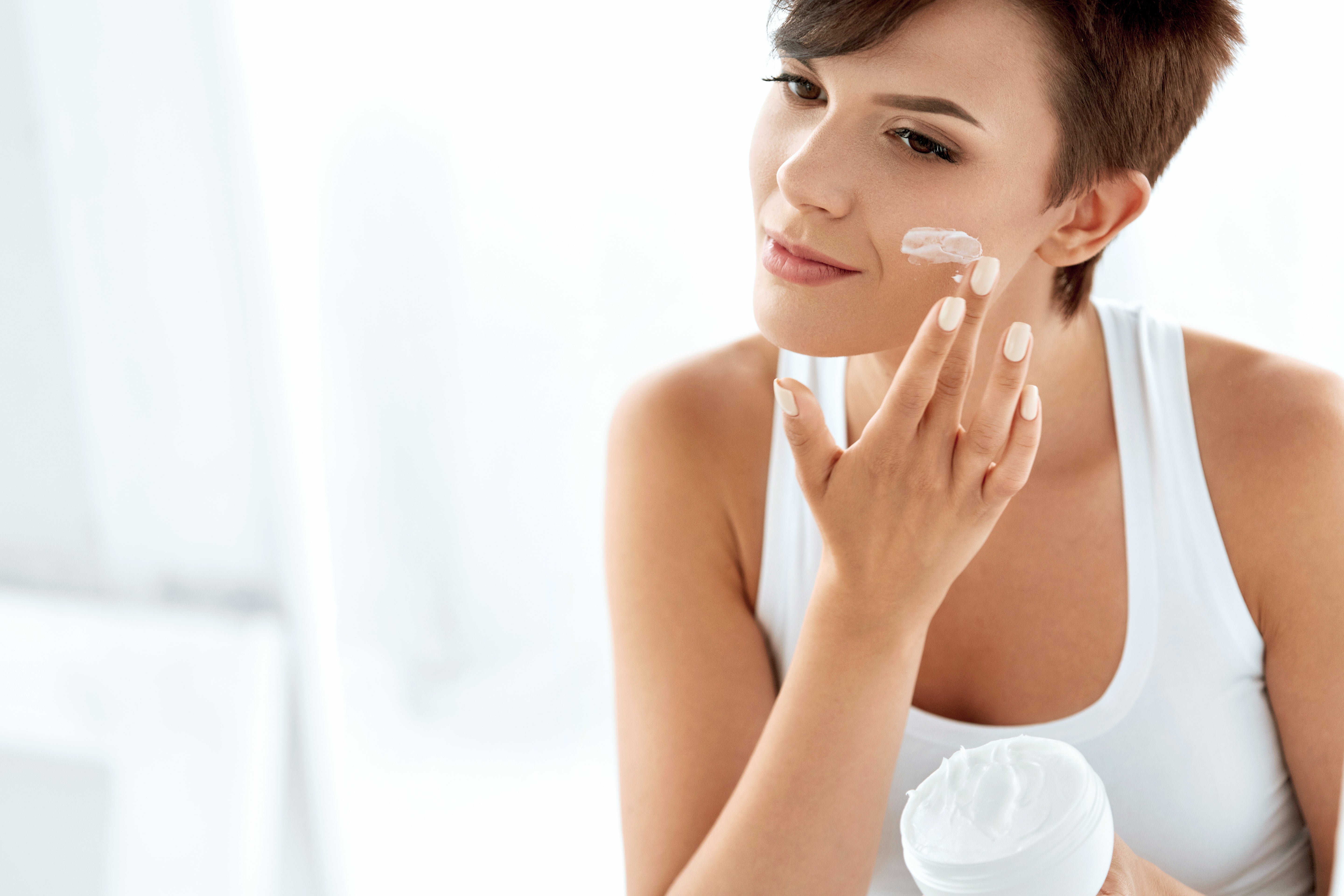 The Correct Skincare Routine Order with Serum: A Step-by-Step Guide