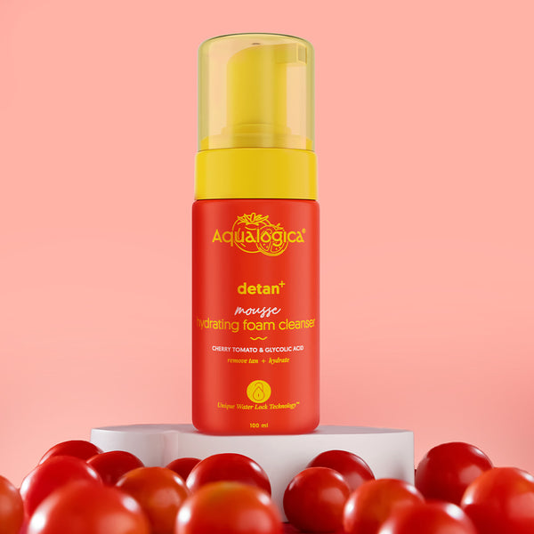 Aqualogica Detan + Mousse Hydrating Foam Cleanser SPF 50 PA++++ 50g